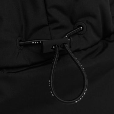 Black Arctic Aviator bungee cord close up